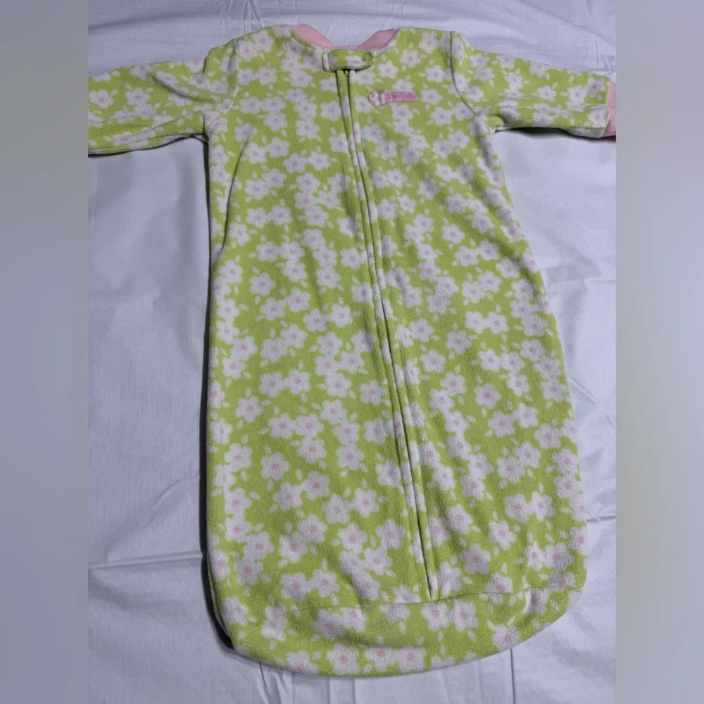 Carter's Baby Girl Green Daisy  Floral Fleece Sleep Sack Gown One Size